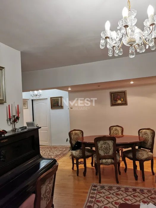 CENTRU - Apartament 4 camere  - 12