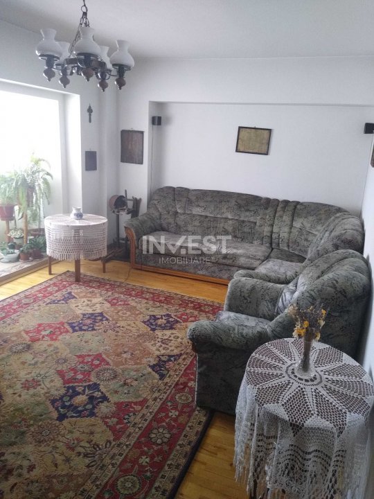 Apartament 4 camere decomandat, etaj intermediar,  Selgros - 9
