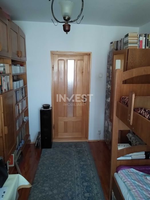 Apartament 4 camere decomandat, etaj intermediar,  Selgros - 10