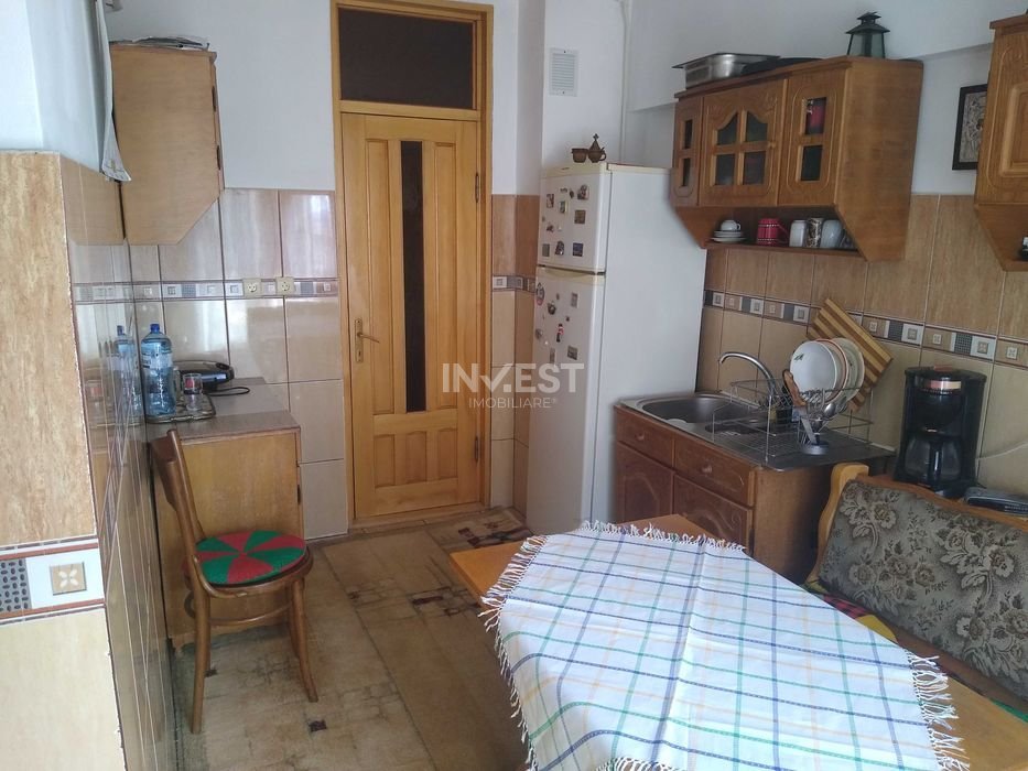 Apartament 4 camere decomandat, etaj intermediar,  Selgros - 13