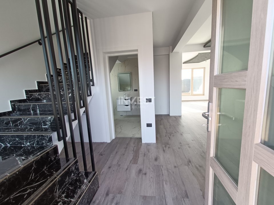 Vilă Duplex de Vânzare în Rediu, Iași - 2