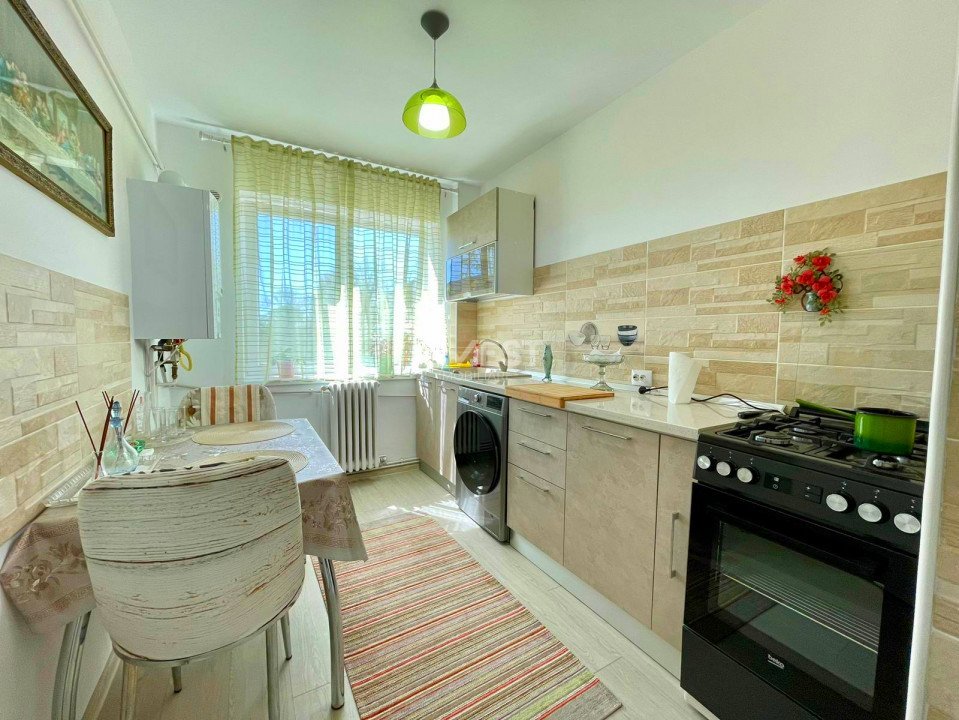 Tatarasi-Dispecer-apartament 3 camere decomandat-etaj intermediar - 2