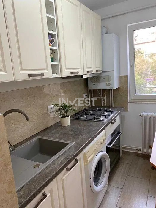 Apartament 3 camere, decomandat, renovat, etajul 2, zona Gara, Iasi  - 3