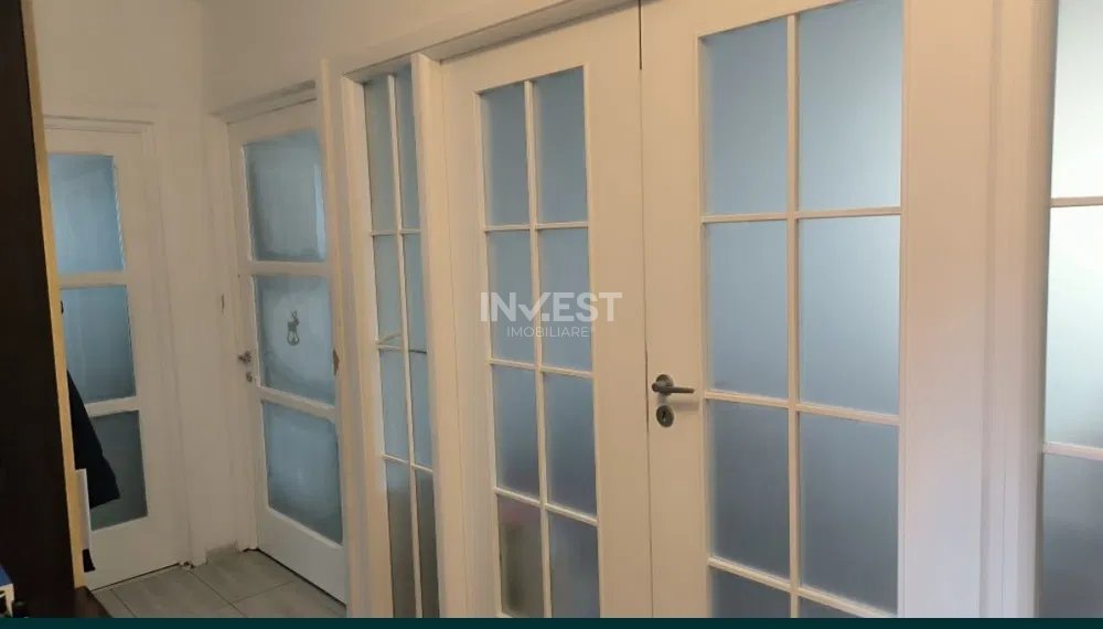 Apartament 3 camere Decomandat, 2 baii, 2 balcoane- Nicolina 1 - 2