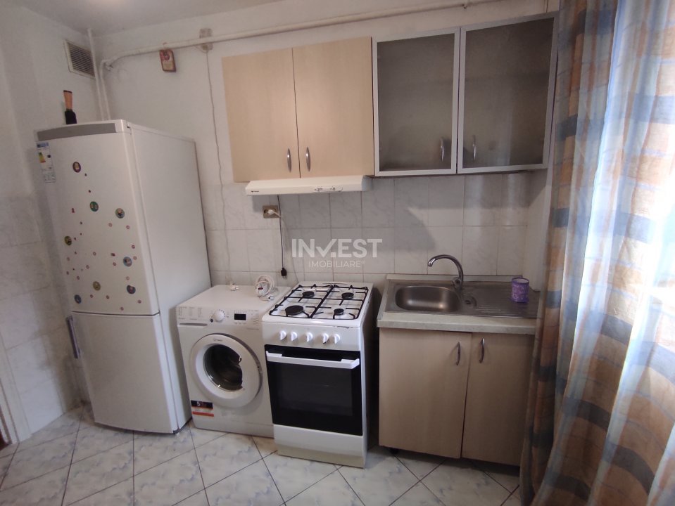 Nicolina, Ap. 2 camere, decomandat, etaj 1 - 3