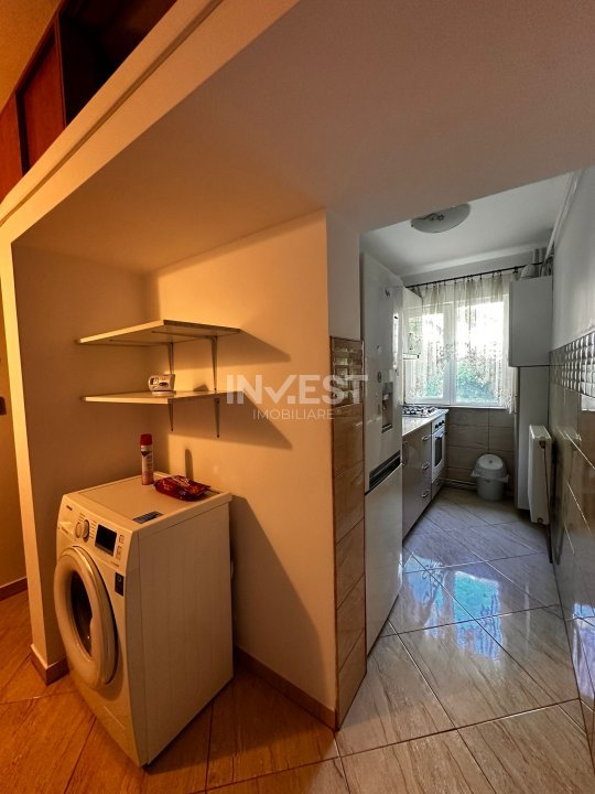 Alexandru -2 camere renovat,etaj 1 - 4