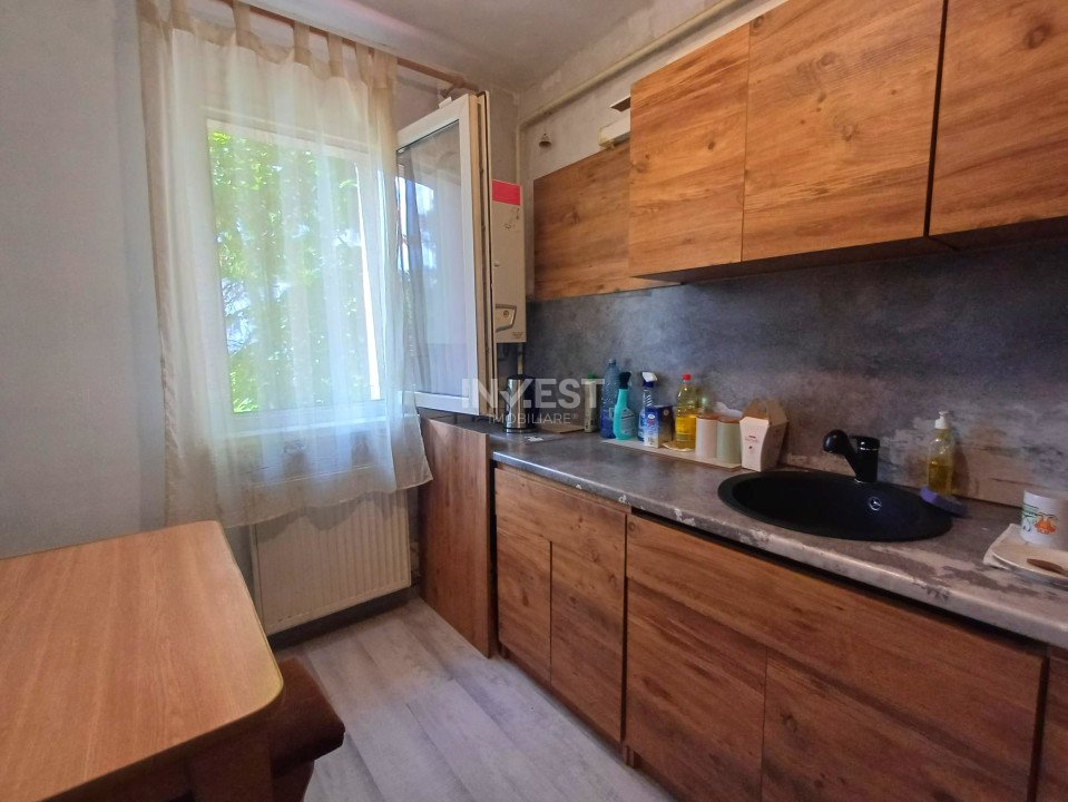 Apartament 2 camere de închiriat -etajul 2 -  PODU ROȘ  - 2