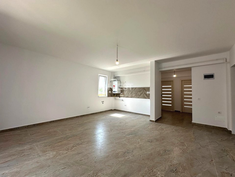LIBER! 3 CAMERE+GRADINA+2 LOC PARCARE