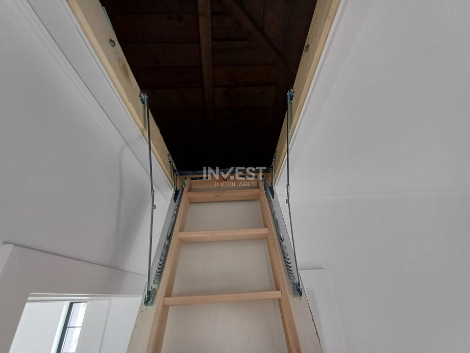 CASA CU 4 CAMERE , BECI , PLATOU GALATA  - 6