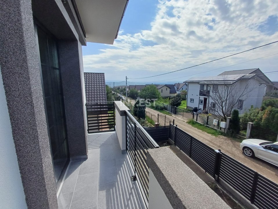 CASA CU 4 CAMERE , BECI , PLATOU GALATA  - 3