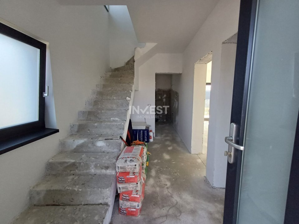 Casa 4 camere , beci , Miroslava-Vorovesti - 12