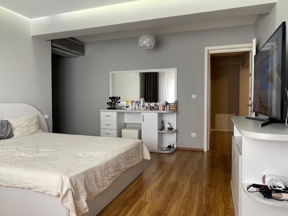 Apartament 3 camere, 130 mp, intermediar, bloc 2014, mobilat-utilat - 11