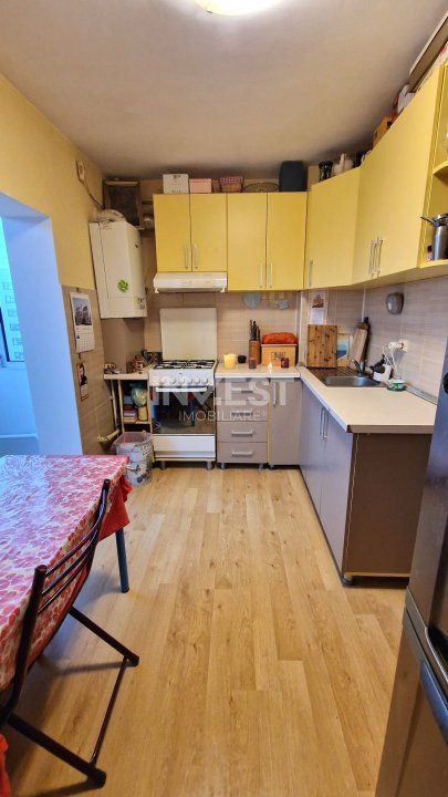 Apartament 2 camere, semidecomandat, etaj intermediar, 60 mp, Poitiers - 4