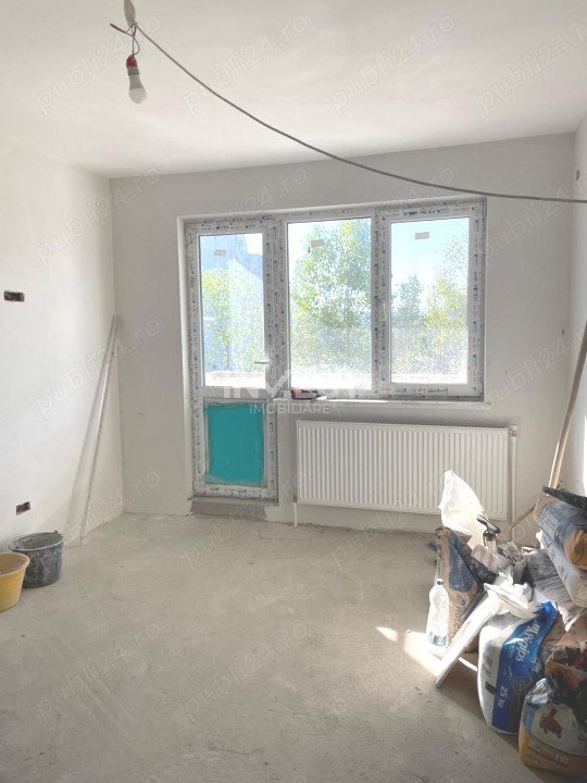 Apartament renovat 3 camere și 2 balcoane - Podu Roș - 2