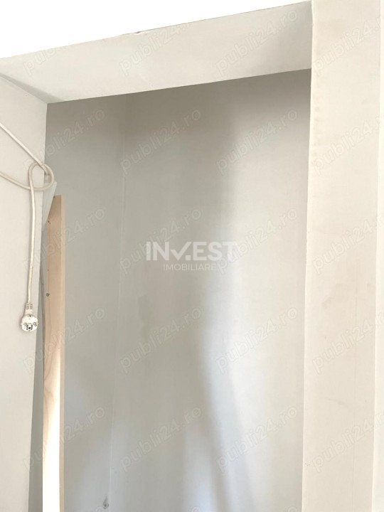 Apartament renovat 3 camere și 2 balcoane - Podu Roș - 3