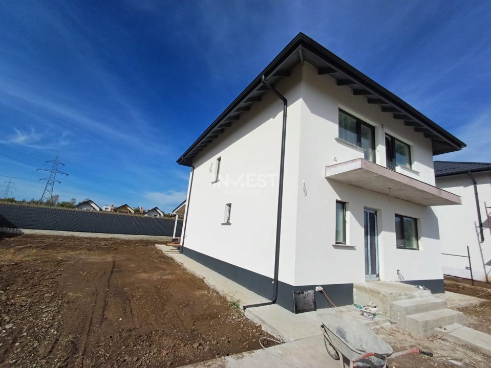Casa 4 camere si beci in Miroslava 500 m de centru – 120 mp Utili, Teren 400 mp - 3