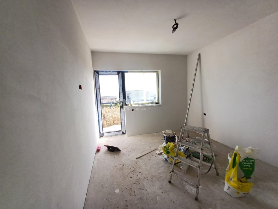 Casa 4 camere si beci in Miroslava 500 m de centru – 120 mp Utili, Teren 400 mp - 12