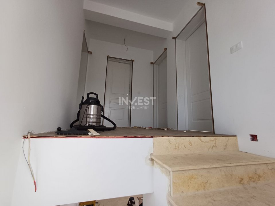 Casa 4 camere si beci in Miroslava 500 m de centru – 120 mp Utili, Teren 400 mp - 13