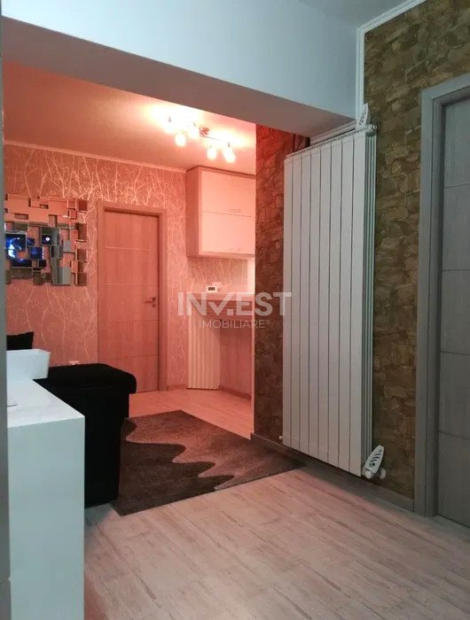 Apartament cu 3 camere -  etajul 2 - Podu Roș, Cantemir  - 2
