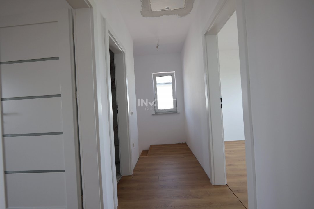 Casa 4 camere, teren intre 350-543 mp la strada asfaltata din Popas Pacurari - 6