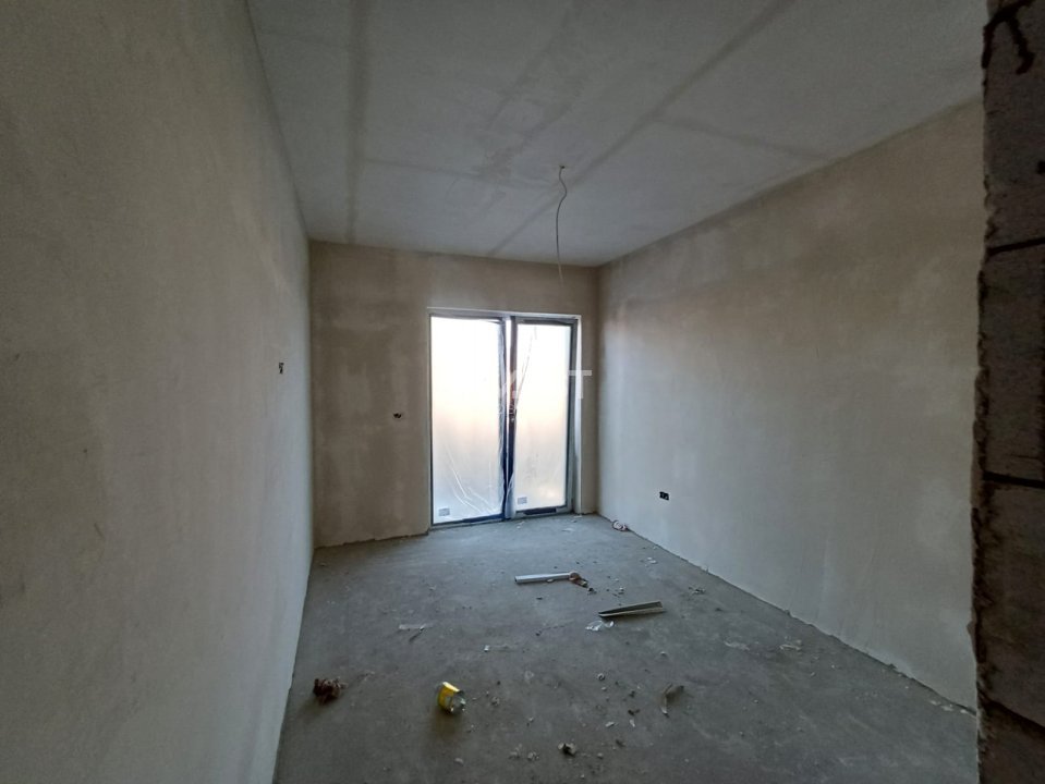 CASA CU 3 CAMERE VISAN - 8
