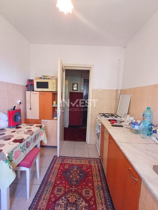 Apartament 3 camere - etajul 3 - Liceul Cantemir  - 12