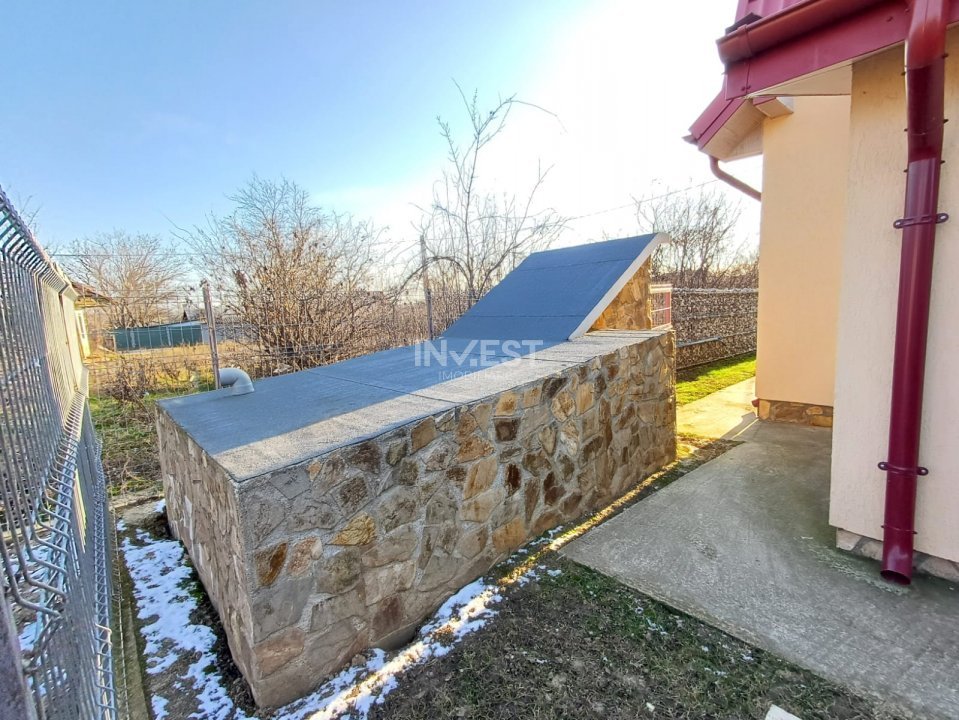 CASA CU 4 CAMERE IN VOINESTI , 825MP DE TEREN  - 6