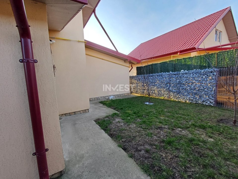 CASA CU 4 CAMERE IN VOINESTI , 825MP DE TEREN  - 5