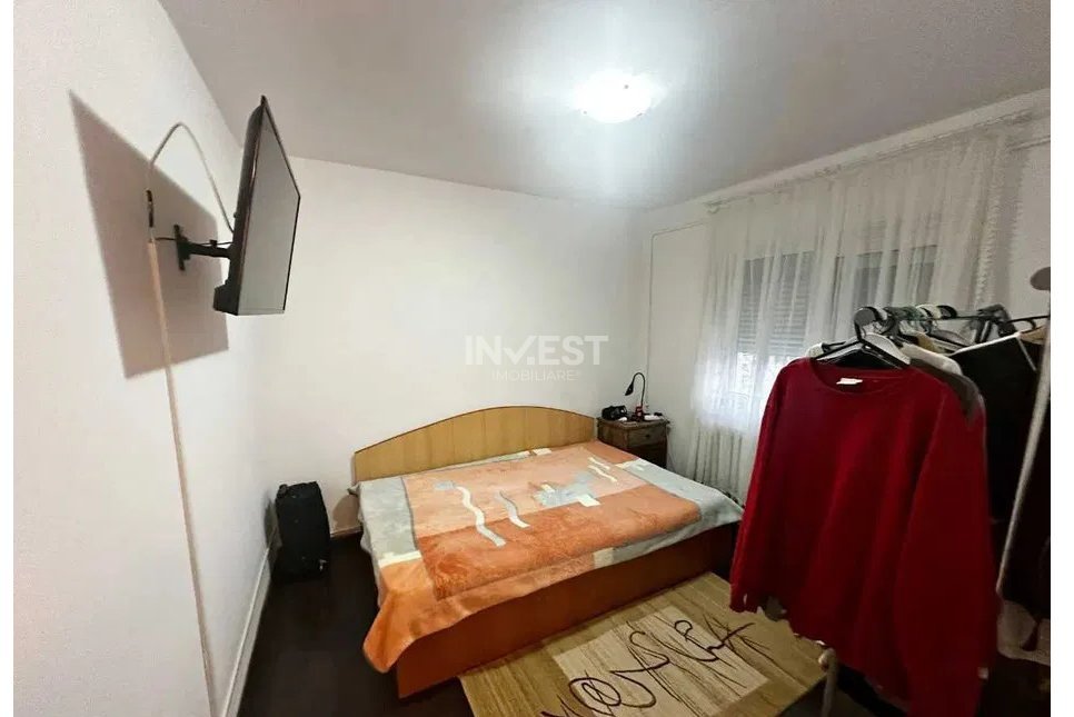 Apartament de vanzare cu 3 camere in Alexandru cel Bun  - 3