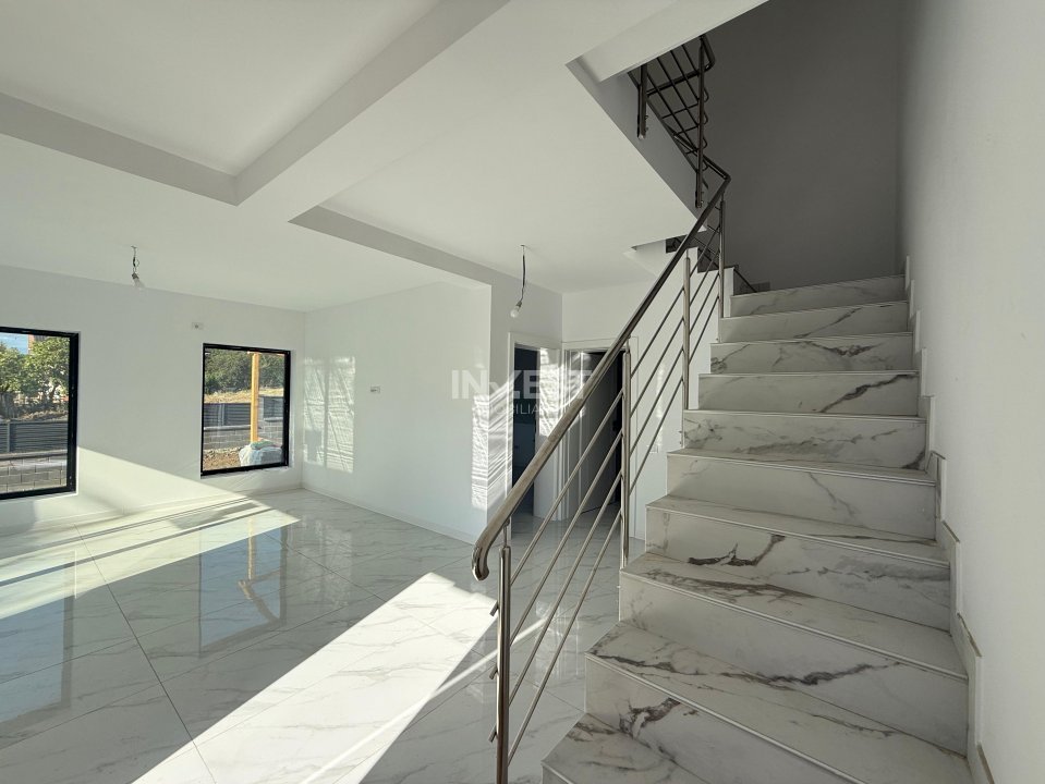 Casa 4 camere de vanzare Bucium- Visani, Iași  - 6