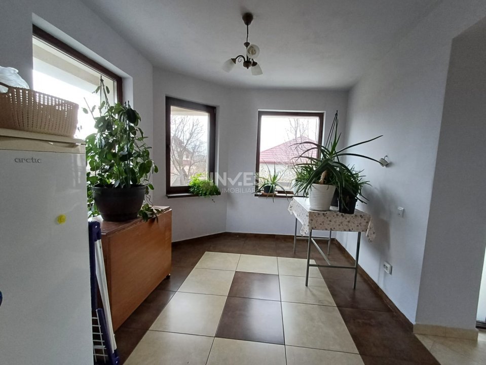 Vila cu  7 camere in Galata  cu toate utilitatile si  1200 mp de teren - 20