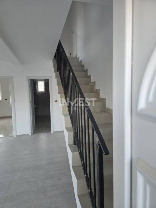 Duplex 4 camere in Visani  - 2