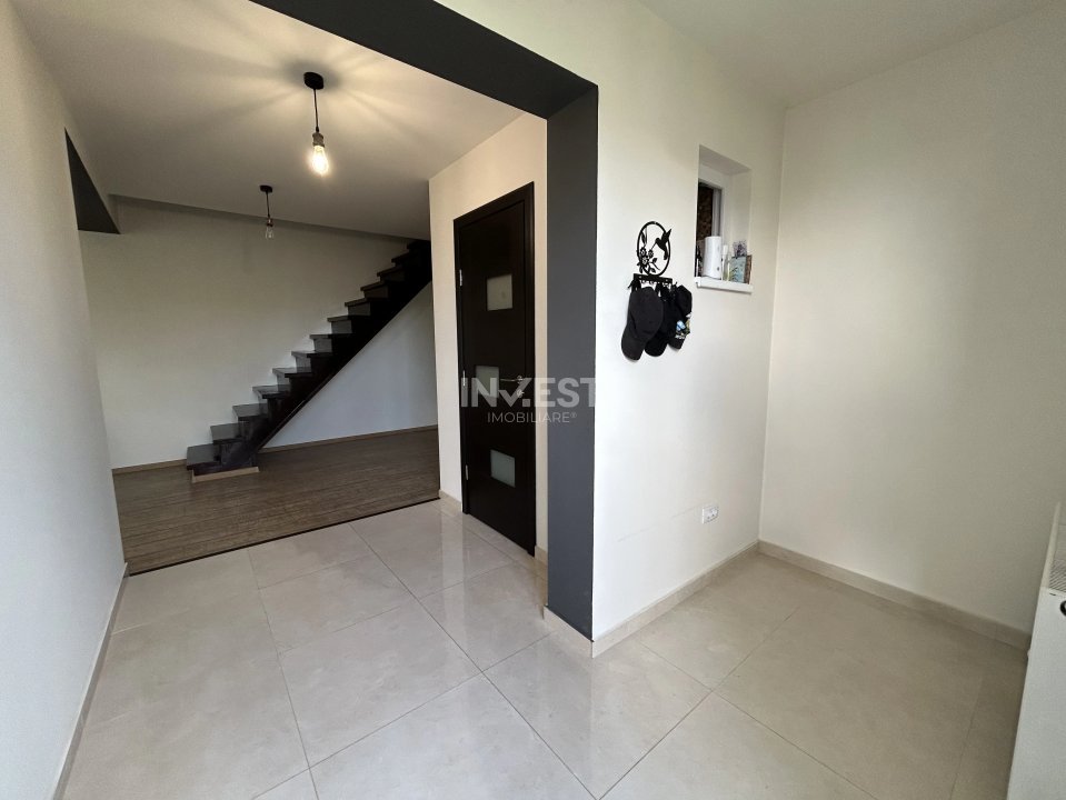 Casa de vanzare, parter 4 camere, garaj, 1424mp teren - Bucium- Vișani, IASI - 23
