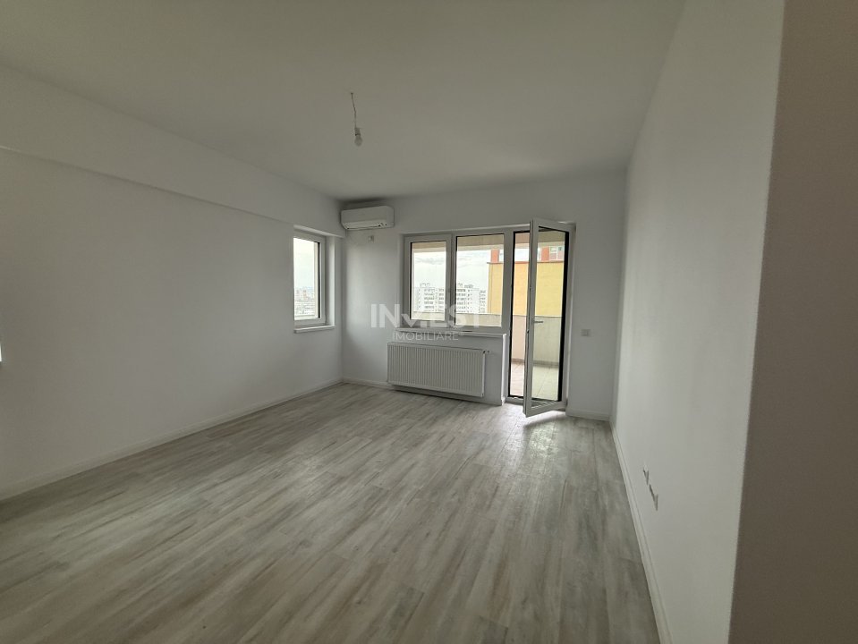 *UNIREA TOWERS* APARTAMENT 3 CAMERE - DECOMANDAT - 15