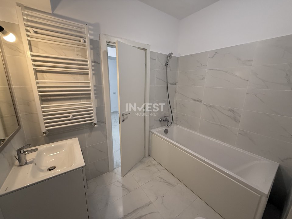 *UNIREA TOWERS* APARTAMENT 3 CAMERE - DECOMANDAT - 23