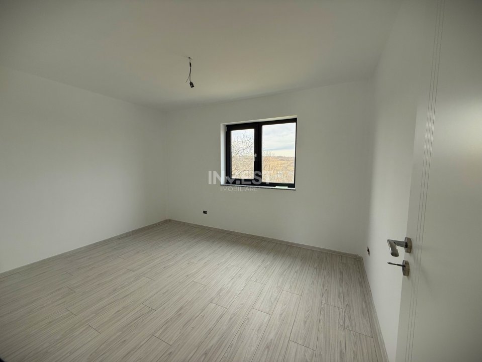 Casă individuală Vișani 4 camere - 5