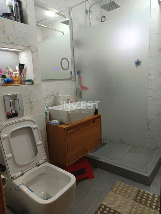 Apartament 3 camere - etaj intermediar - Podu Roș  - 2
