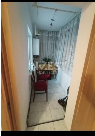Apartament 3 Camere, etaj 1, zona Nicolina 1  - 3