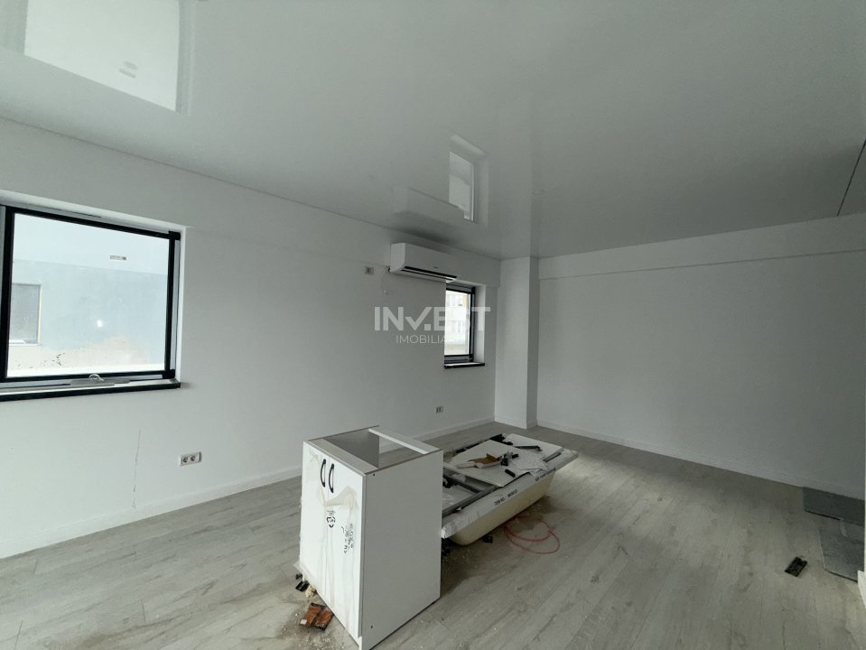 APARTAMENT CU 3 CAMERE , ZONA NICOLINA , BLOC NOU - 4