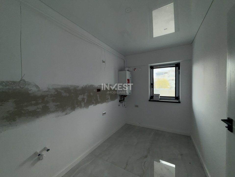 APARTAMENT CU 3 CAMERE , ZONA NICOLINA , BLOC NOU - 5