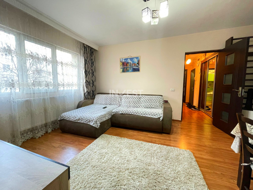 Apartament 3 camere - etajul 2 - Podu Roș, Primăverii  - 8