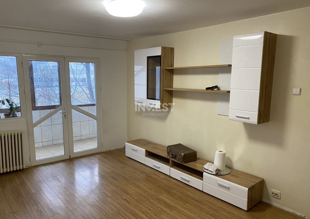 Apartament 4 camere decomandat, 81 mp, etaj 3/3 cu pod  - 2
