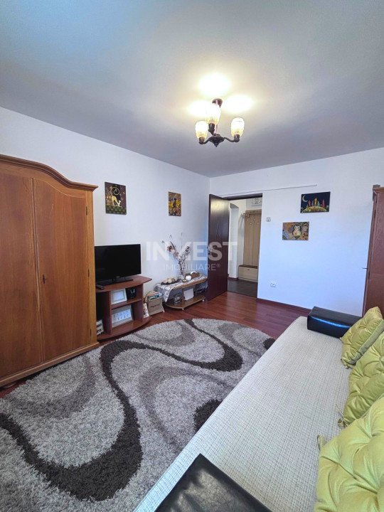 Apartament 3 camere - bloc fără risc - Podu Roș - 8