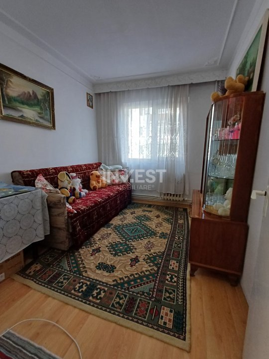 Zimbru- Apartament 3 camere- etajul 2 - 2