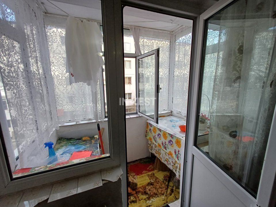 Zimbru- Apartament 3 camere- etajul 2 - 6