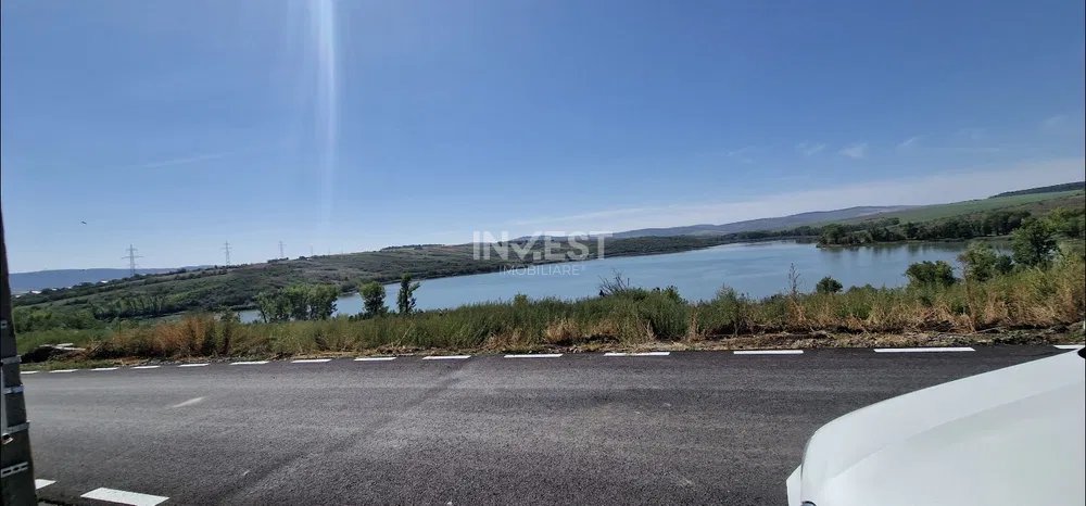 Casa cu 4 camere , priveliste panoramica Ciurbesti - 5