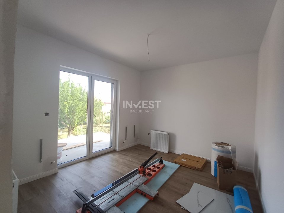 Casa cu 4 camere , priveliste panoramica Ciurbesti - 5