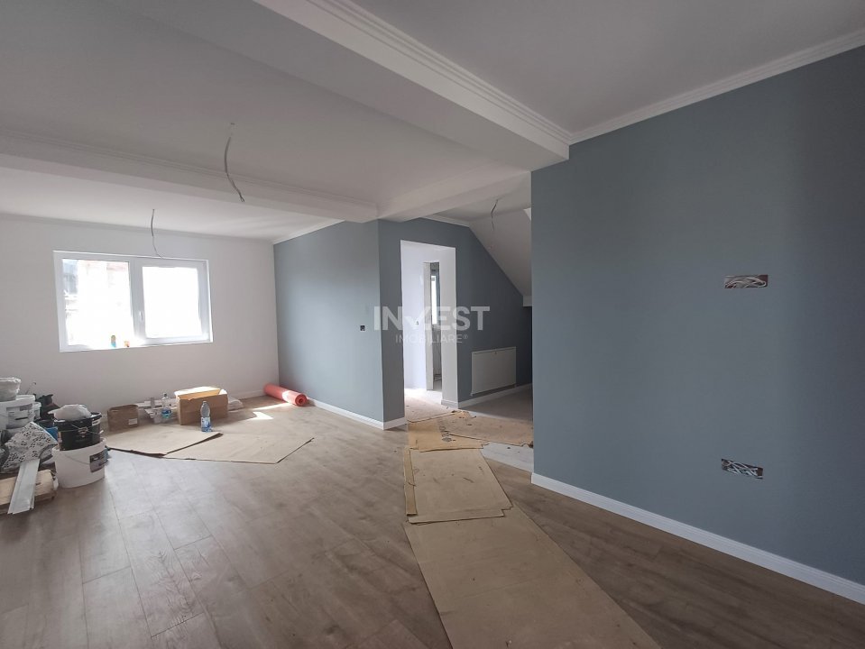 Casa cu 4 camere , priveliste panoramica Ciurbesti - 7
