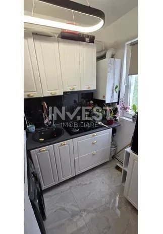 Alexandru- Apartament 3 camere renovat si mobilat- 81.900 euro  - 7