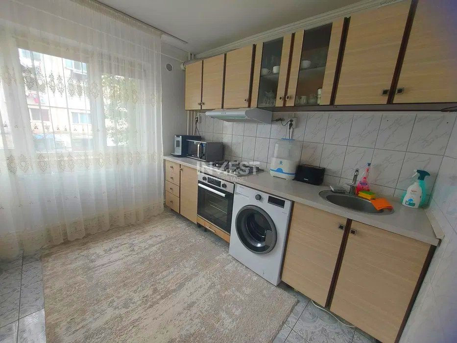 Apartament 1 cameră - etajul 1 - Piața Nicolina  - 2